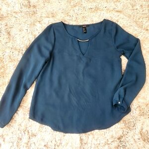 Forever 21 Hunter Green Long Sleeve Blouse Keyhole with Metallic Bead Size Small